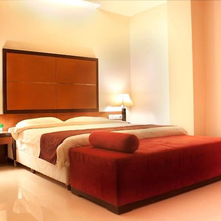 Hotel Sara Regency Kumbakonam Exteriér fotografie