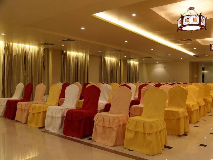 Hotel Sara Regency Kumbakonam Exteriér fotografie